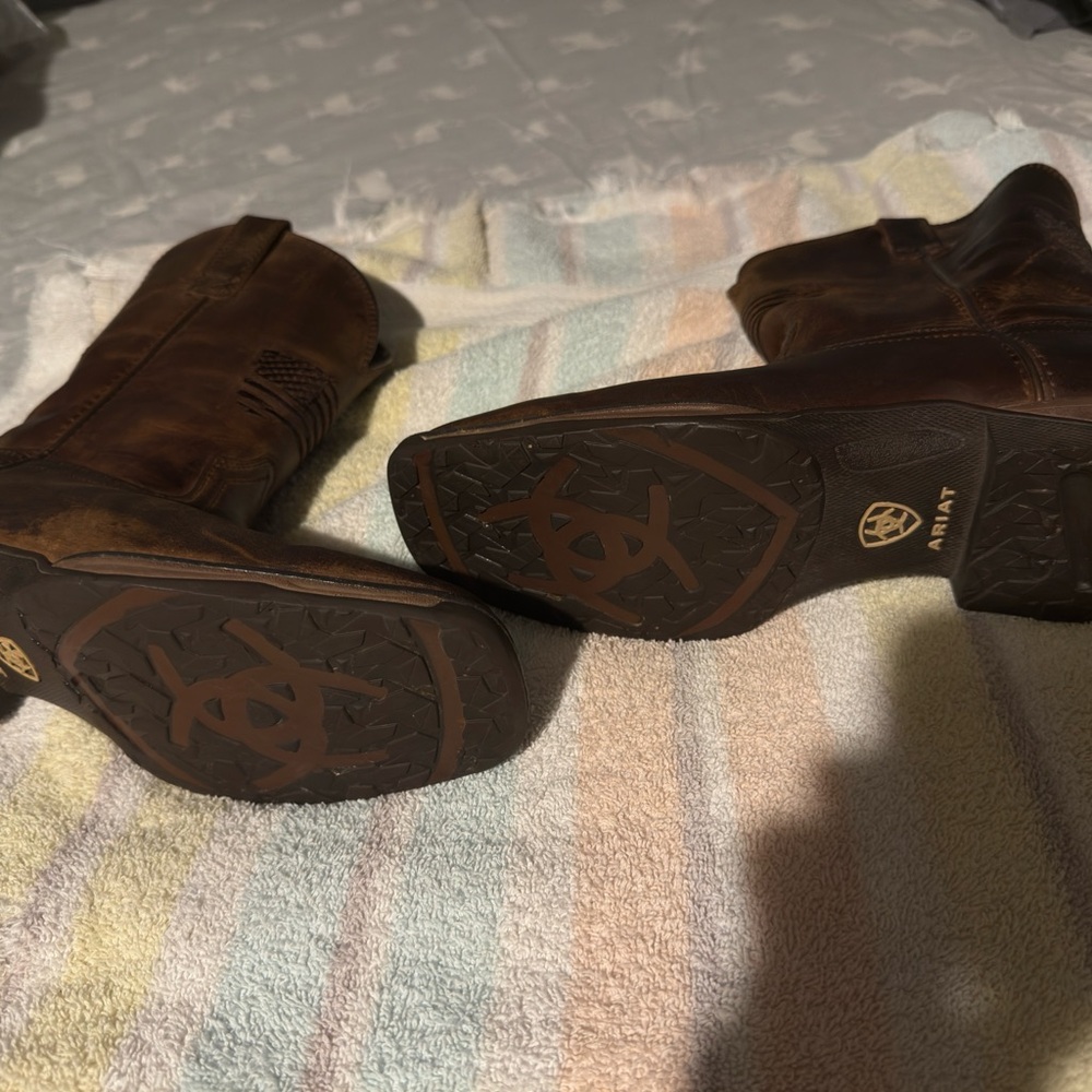 Ariat Men's Brown Leather Boots